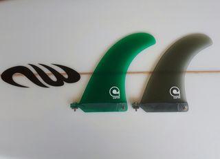 Curve single fibre glass fin 7