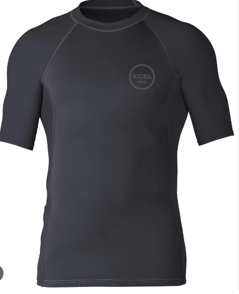 XCEL HUNTINGTON 6OZ U.V SURF SHIRT - BLACK Short sleeve