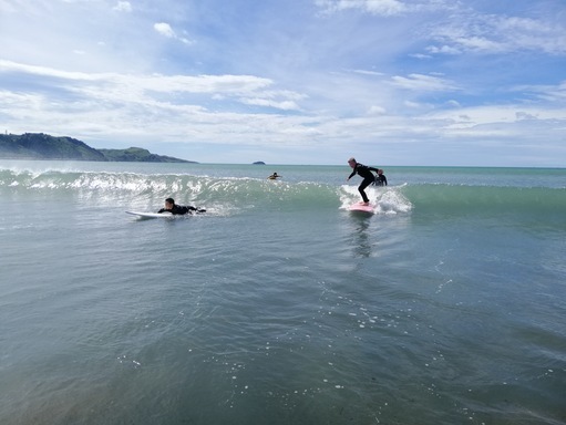 Gisborne-surf-lessons