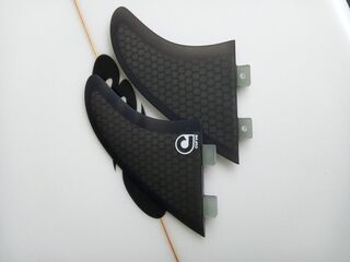 Curve Fins MR - Dual Tab Twin